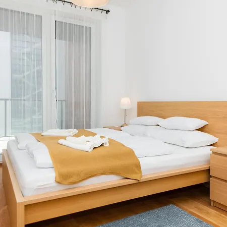 Apartment Waterfront By Urbanrent Budapest