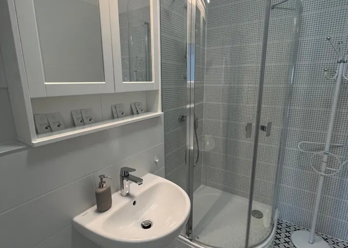 Апартаменты Waterfront By Firsthost *