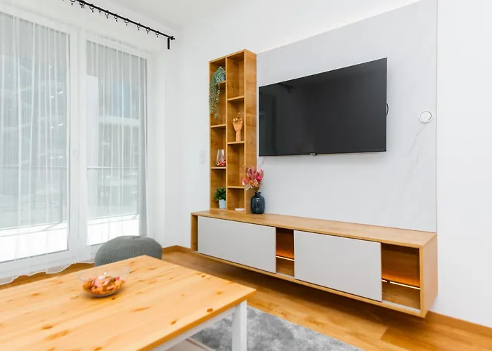 Апартаменты Waterfront By Firsthost *