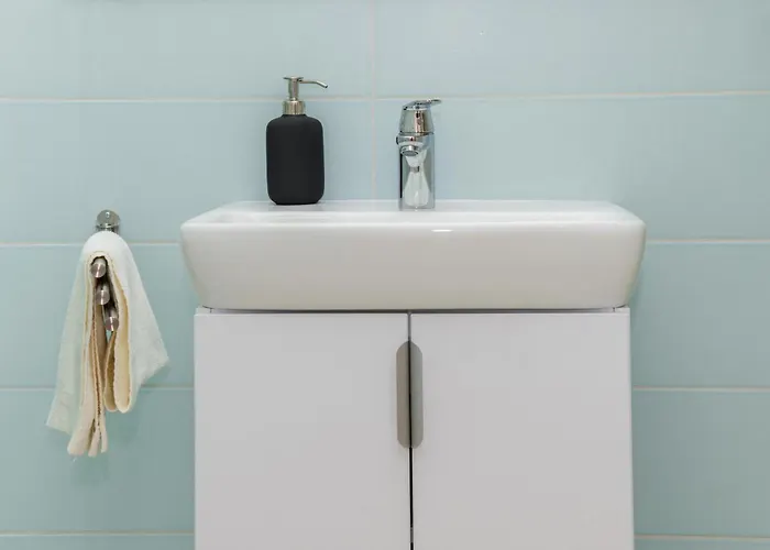 Waterfront By Firsthost Апартаменты