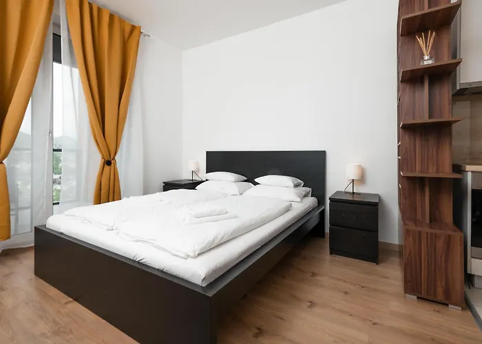 Waterfront By Firsthost Апартаменты