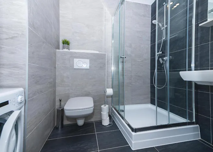 Апартаменты Waterfront By Firsthost *