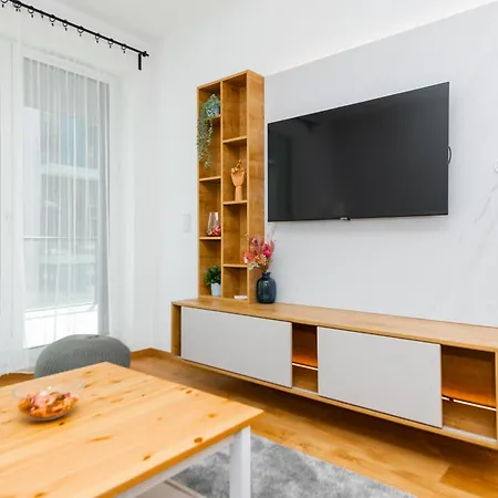 Apartament Waterfront By Urbanrent *