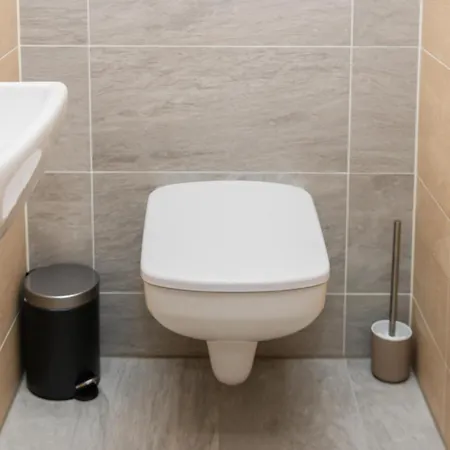 Waterfront By Urbanrent Apartament *