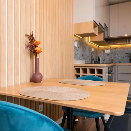 Waterfront By Urbanrent Apartament