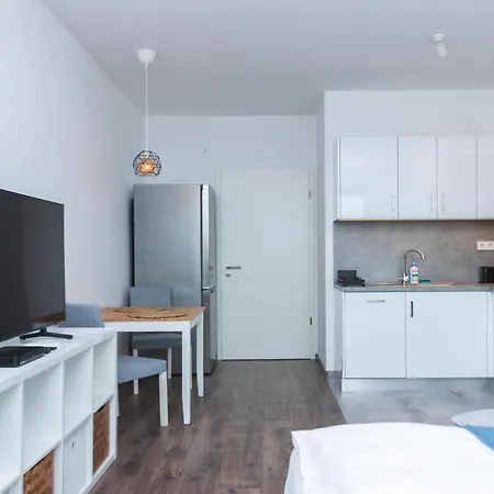 Waterfront By Urbanrent Apartament *