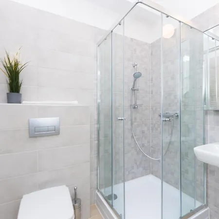 Apartment Waterfront By Firsthost *